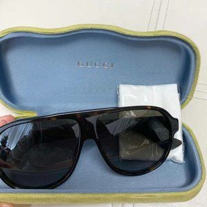 Gucci aviator sunglasses